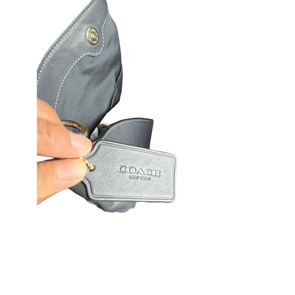 Authentic Coach Lexy Woven Leather Canvas Shoulder Bag - Picture 5 of 16